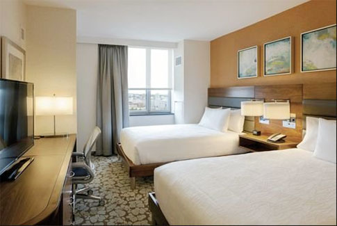 Hilton-Garden-Inn-New-York-Long-Island-City-Zimmerbeispiel