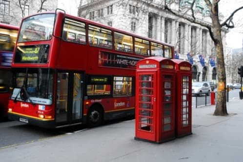 london-bus-und-telefonzelle