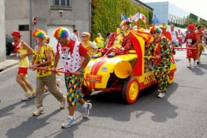 medoc-marathon-kostueme-wagen